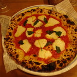 Niku to Ishigama Pizza no Italian Pizzacozou Yokohama Kannai - マルゲリータ