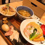 Bettei Takei Nanba Ramen Ichiza Ten - 