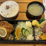 ARSINOE - ヒレカツ弁当　1,000円税込