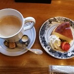 Gluten-Free Cafe Tamakuchen - グルテンフリーチーズケーキとコーヒー