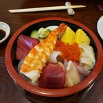 Wa no Shoku Sushi Yamamura - ランチの上ちらし