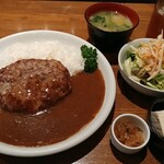 CAFE BAR STRAW HAT - ハンバーグカレー