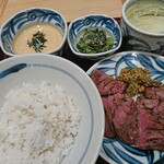 牛たんと和牛焼き 青葉 - 牛たん御前。税込みで1,815円也。