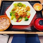 大戸屋ごはん処 - 