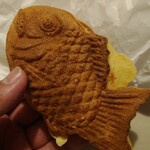 Taiyaki Funabashi - 少し小ぶりだが〜