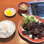 Hiruzen Shokudo - 焼肉定食