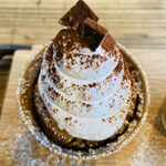 Baum Coffee Stand - シフォンケーキにはホイップ付き♥♥
                        まるでソフトクリーム♥♥