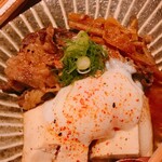 ゆすら - 肉豆腐、半熟卵乗ってます