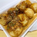 Tenkaichi Takoyaki Honpo RokkoDai Ten - 天下一たこ焼き8こ入り
                        イスタンブールソース 380円
                        （しょう油の上からマヨネーズ）