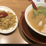 Ramen Yokozuna Hankyu Sanbangai Ten - 