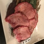 Sumibi Yakiniku Hiyoriya - 