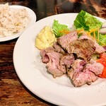 SoL SEVILLA - 仔羊ロースト・アンチョビマヨソース。　アンチョビの効かせが巧く美味しくいただけました。