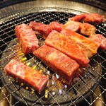 Yakiniku King Sendai Nakano Sakae Ten - 厚切りカルビ(タレ)