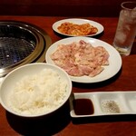 Sendai Horumon Yakiniku Tokiwatei Kawadaira Ten - 夕飯前の夕飯です