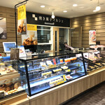 Morozoff Mitsukoshi Sendai Ten - 仙台三越の地下にあります。