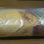 Hayashi Kashi Ten - シューロールケーキ(税込1050円)