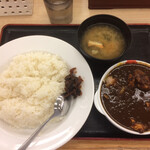 松屋 - ごろごろ煮込みチキンカレー(大)  690円