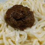 Jajamen Hachiban - 肉味噌のみで提供されます