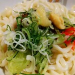 Jajamen Hachiban - じゃじゃ麺、トッピングたっぷり、混ぜる前