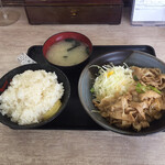 伝説のすた丼屋 - 