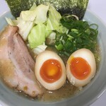 麺家むら田 - 料理写真:豚骨醤油ラーメン