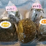 Onigiri no Kotoya - めはりのおにぎりも大好きです☺️唐揚げはわざわざ揚げて作ってくれました