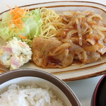 Shikabe Country Club - しょうが焼き定食