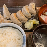 Nikujiru Gyoza no Dandadan Funbaigawara Ten - 