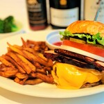 Empire Bacon Cheese Burger (with Steak Fries)