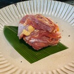 SANZO - 塩気がたまらん塩焼きもも♪