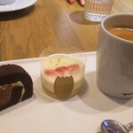 Nihonshu Bar & Cafe Sakanoshita no Orize - ケーキセット