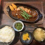 Sashimi Izakaya Nakazen Hon Ten - ポークとまチョップ定食