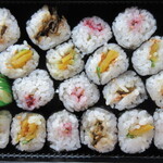 Sushi no Takashin - 巻物842円は3種類選べます