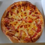 Pizza Carbo Yamagata Nankan Ten - 特製ペパロニのピザ(倍チーズ)