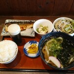 うどん酒房 ちから - サバの塩焼定食