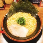 Yokohama Iekei Ramen Gachi Ya - ラーメン(醤油)