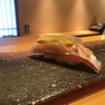 Ginza Sushi Yoshi - 春子鯛