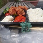 AFrosh PuB 108 - 唐揚げ弁当250円　やや側面