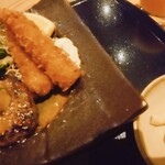 Kuroge Wagyu Senmon Ten no Sachi Yama no Sachi Yodoyabashi Ten - ハンバーグ＆エビフライランチ