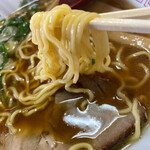 はま長 - 麺は低加水麺