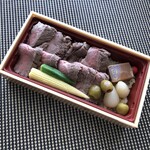 Japanese cuisine Yururi - ステーキ重（1600円：税込）