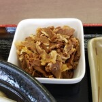 Self Udon Komugiya - 牛肉