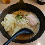 Ramen Hamadaya - 鶏とん醤油ラーメン