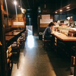 Kushiyaki Kanjincho - 古き良き店内。渋谷だということを忘れておくつろぎください。