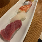 Sushi Daidokoro Uoshin - 