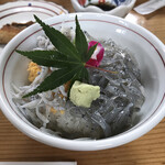 若草寿司 - しらす丼ズームアップ