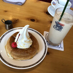 Komeda Coffee Ten Kasakake Azami Ten - 