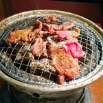 Sumibi Yakiniku Shuka Gyukaku Tennozu Airu Ten - お肉が小さい