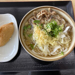 Seimen Shichi Ya Harada Ten - 牛肉うどんといなり寿司にしましたよ