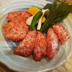 焼肉炭火亭 - 